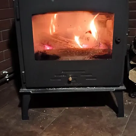 Daire Ralsko 2 Hradcany (Kurivody)